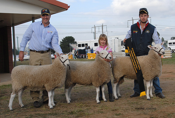 2014_CANBERRA-ROYAL_SHOW-GROUP-OF-THREE.JPG