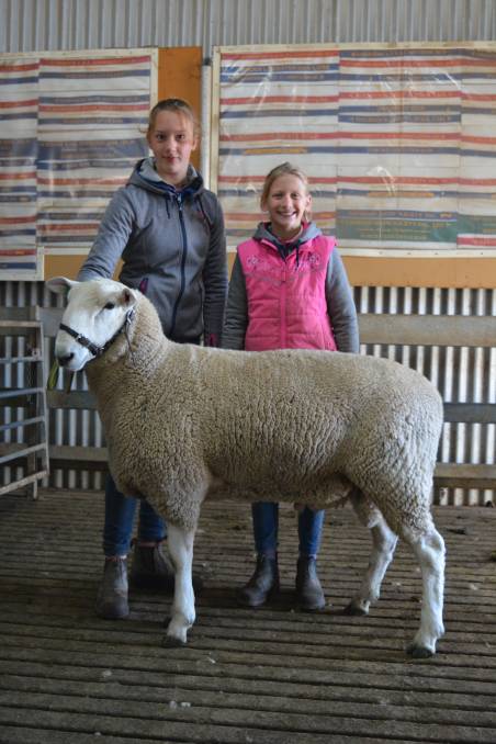 2021%20ELIZABETH%20AND%20CHRISTINE%20SUTTON%2C%20WATTLE%20FARM%20WITH%20THE%20TOP%20PRICED%20STUD%20RAM%20OF%20THE%20SALE%2C%20PURCHASED%20BY%20TALKOOK%20BORDER%20LEICESTERS%2C%20CROOKWELL%20FOR%20%244500.JPG